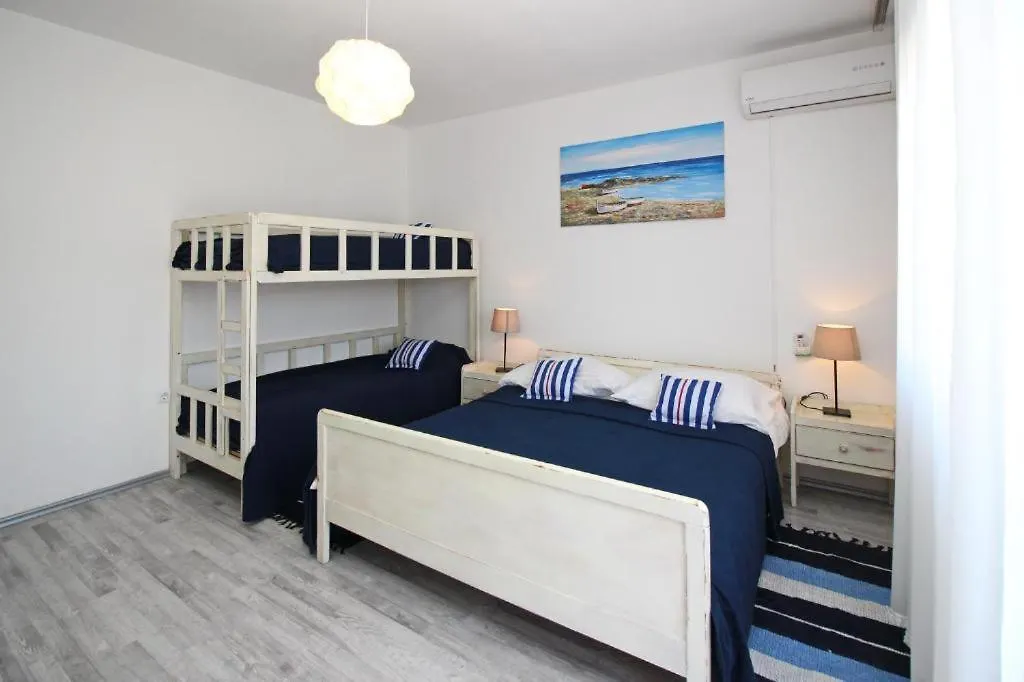 Apartamento Rose 3 Baška Croacia