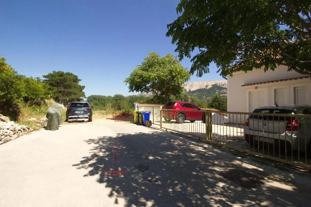 Rose 3 Apartment Baska  Croatia
