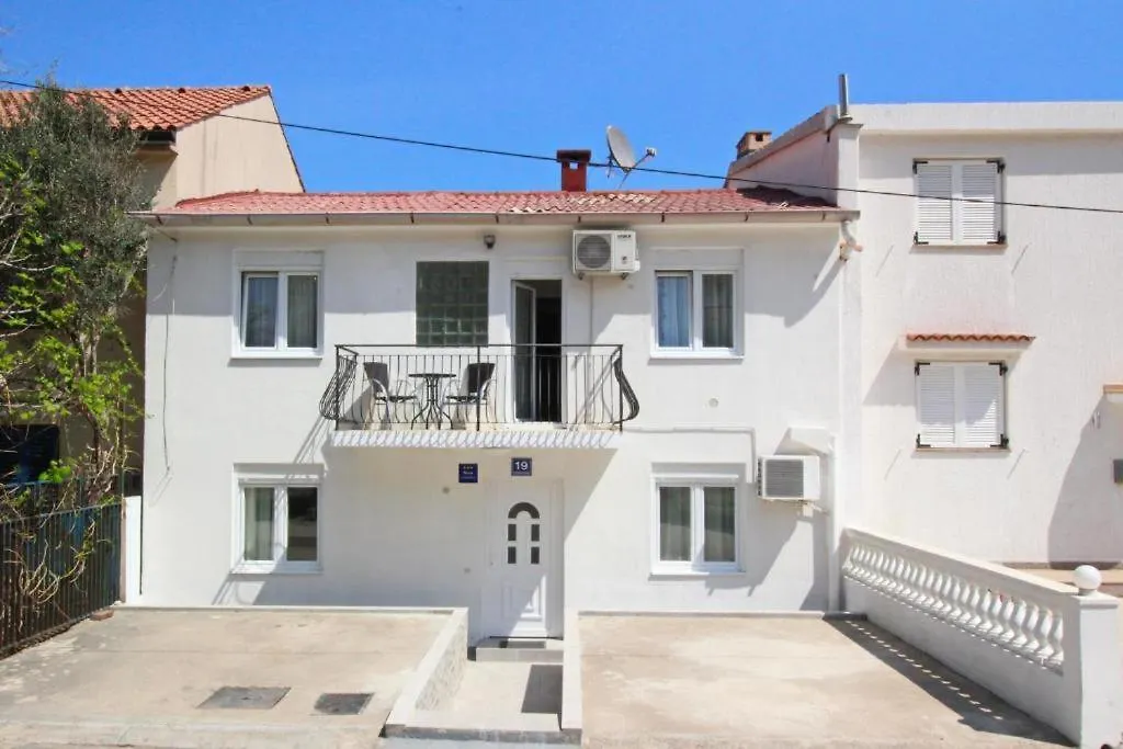 Rose 3 Apartment Baska   Baska (Krk)
